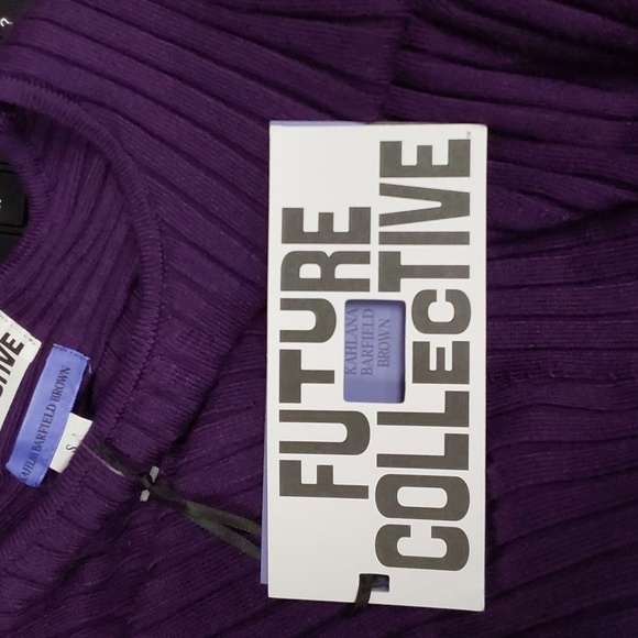 Twisted Back Long Sleeve Crewneck Pullover Sweater | Future Collective | Small - Picture 10 of 10